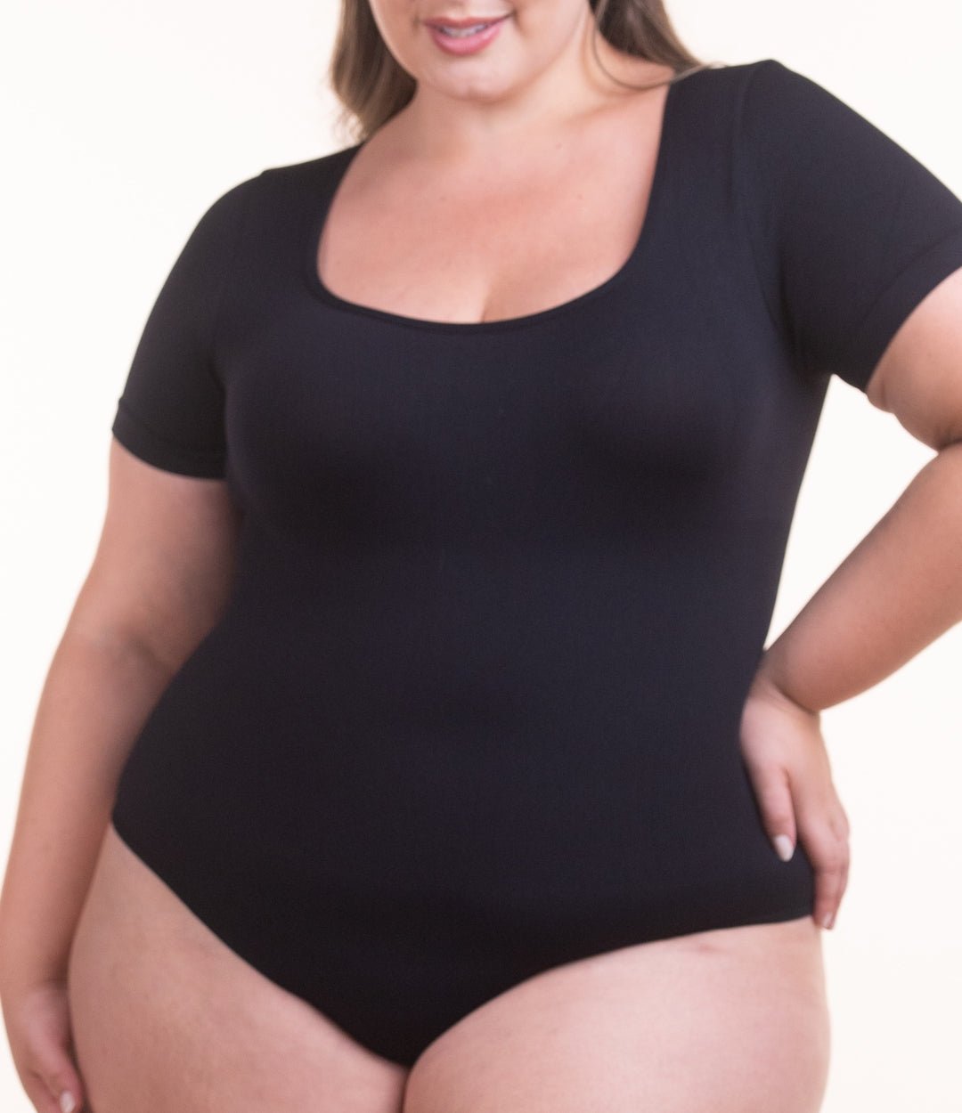 2 Bodys Confort de Manga Curta Sem Costura - Compre 1 Leve 2